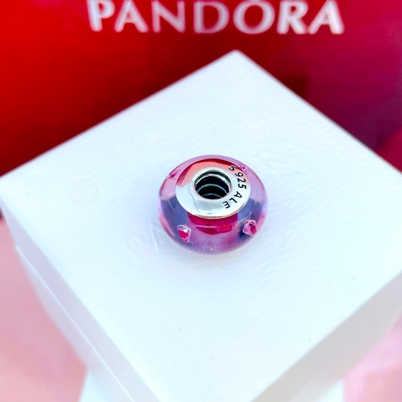 Authentic pandora charm β€οΈπΉππ·ππΊπ©β€οΈπΉππ·π©πΊππΊππ©ππ·ππβ€οΈπΊππ©ππ·π - Picture 4 of 7